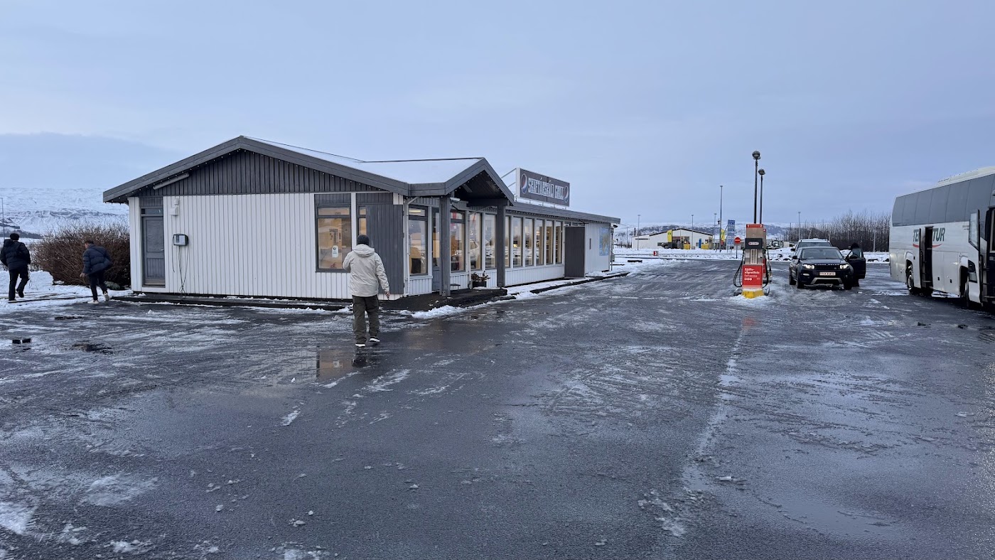 N1 加油站（Kirkjubæjarklaustur） 照片 4
